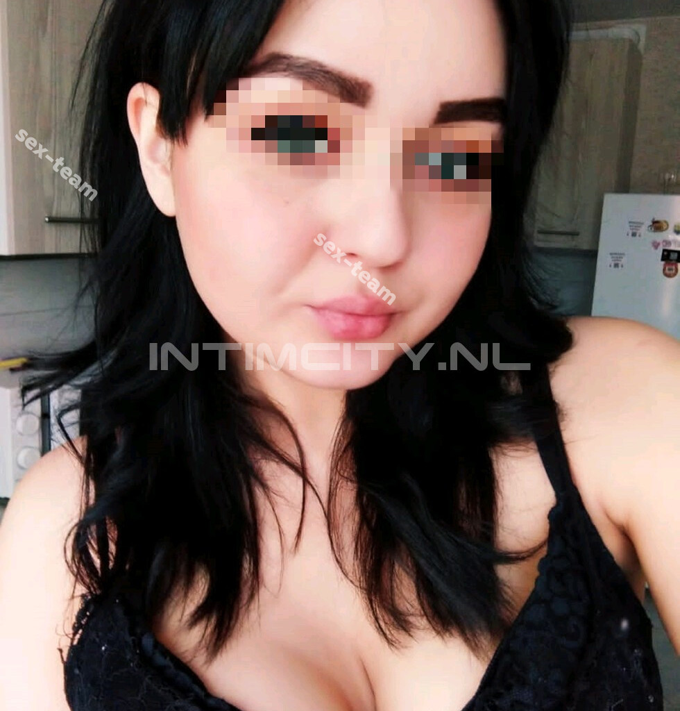 Алина